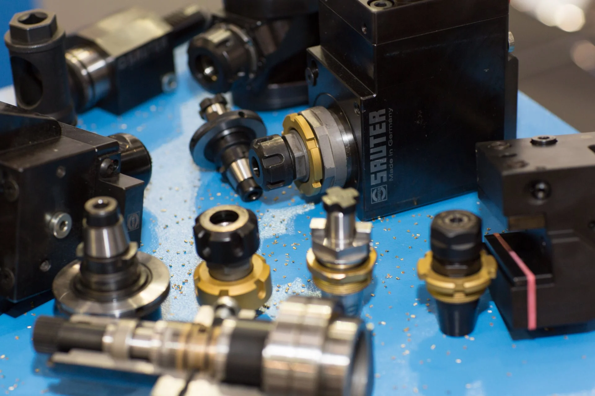 Fabrikant van technologische gereedschappen voor CNC-machines en automatische draaibanken