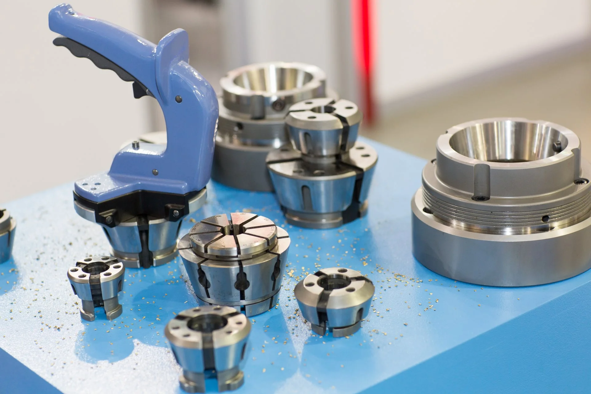 Fabrikant van technologische gereedschappen voor CNC-machines en automatische draaibanken